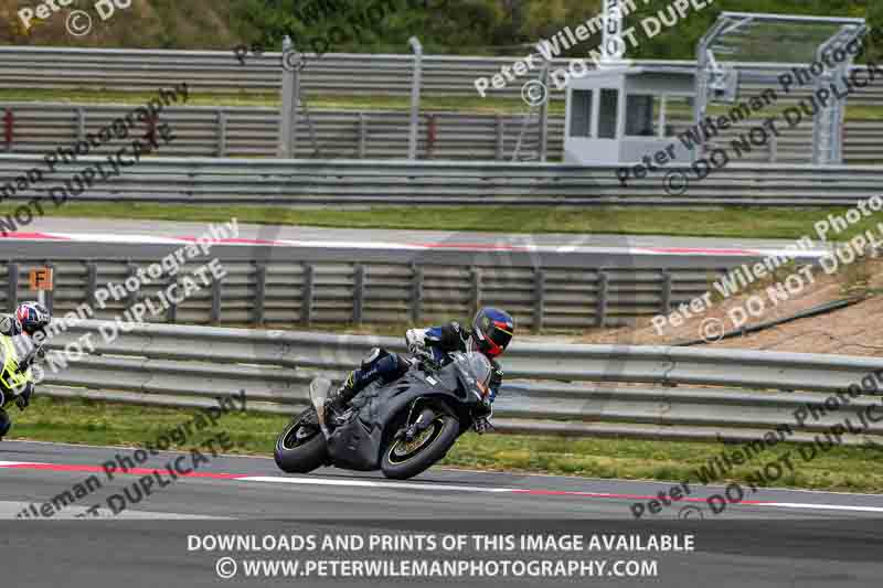 cadwell no limits trackday;cadwell park;cadwell park photographs;cadwell trackday photographs;enduro digital images;event digital images;eventdigitalimages;navarra;no limits trackdays;peter wileman photography;racing digital images;trackday digital images;trackday photos